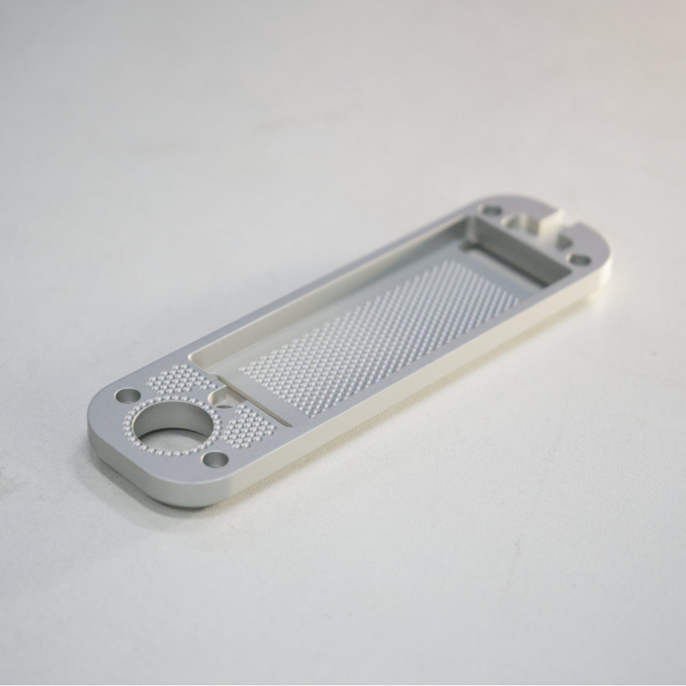 Anodized aluminium part